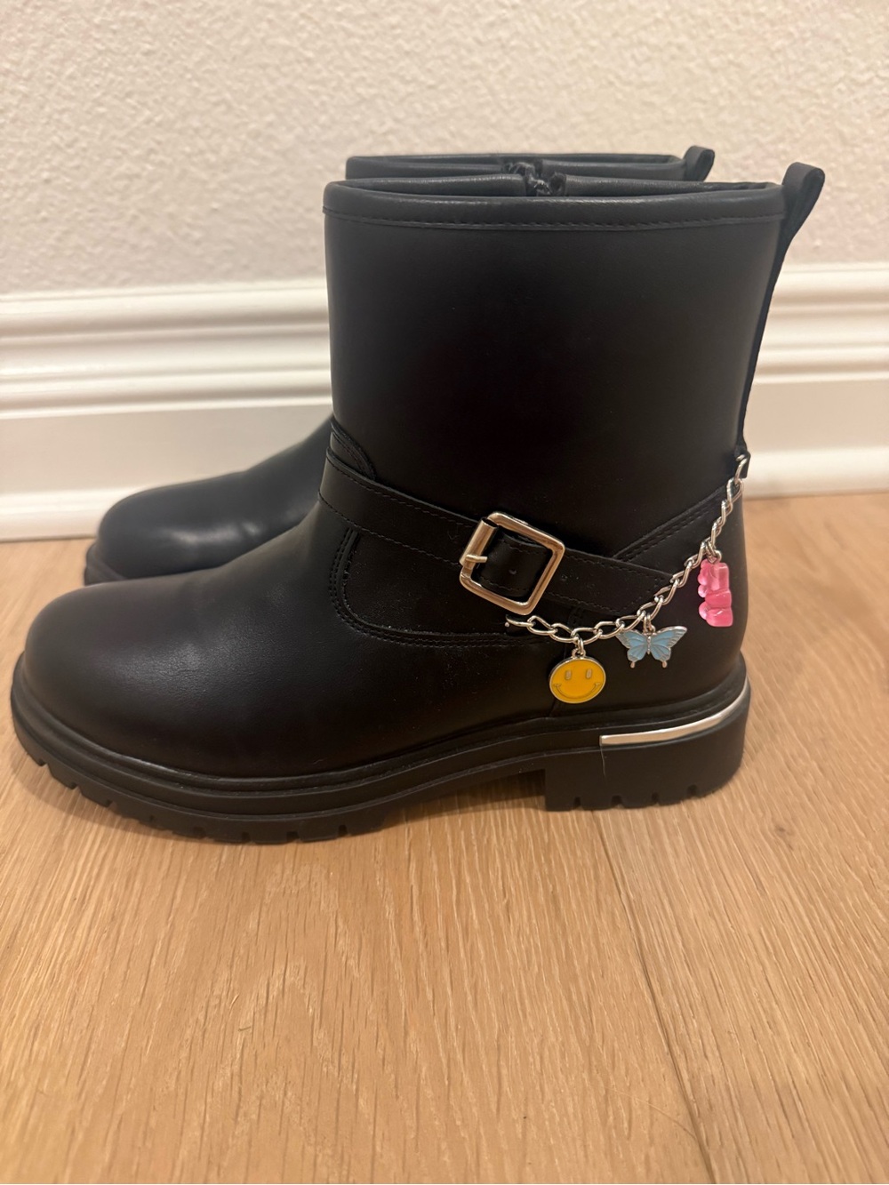 Steve Madden Girls Booties with Charms